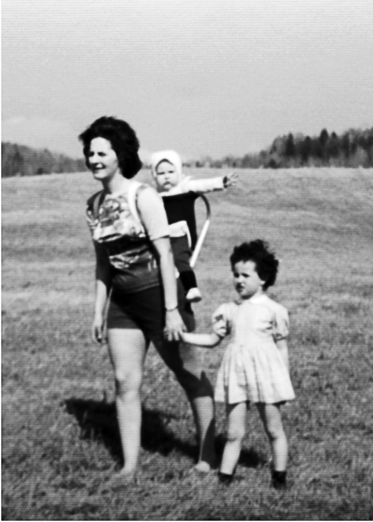 mother and daughter portraits in black and white