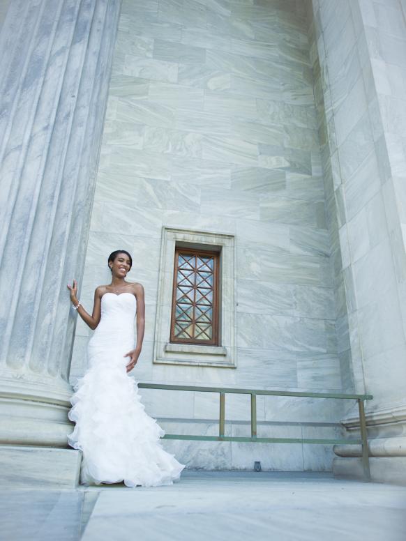 Bride portrait at Museum of fine arts, Montreal