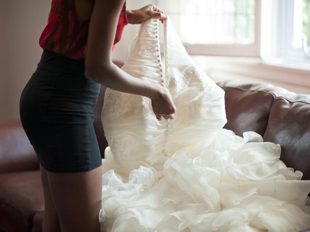 Bride preparation photo session