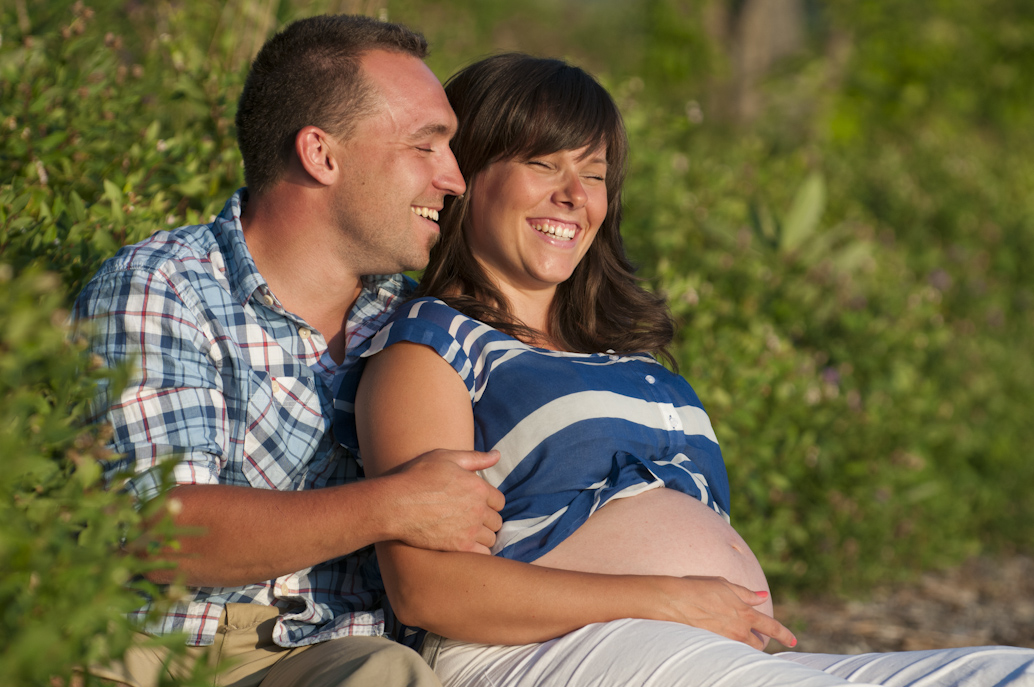 Maternity photo shoot in Brome Lake, Quebec