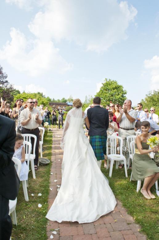 Exit of the newlyweds