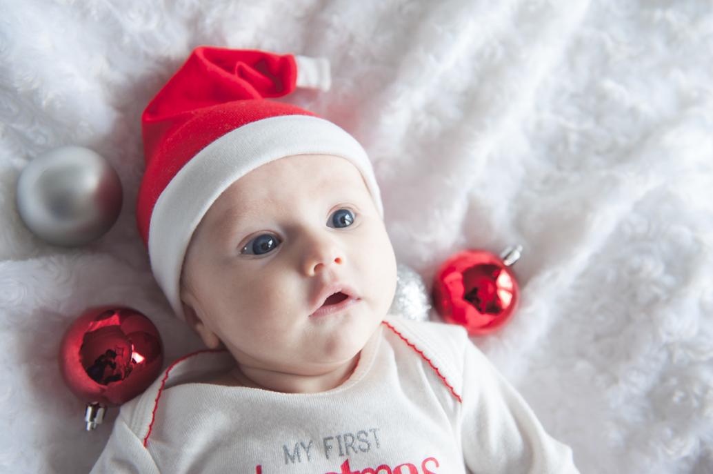 Portrait de bébé à Noël