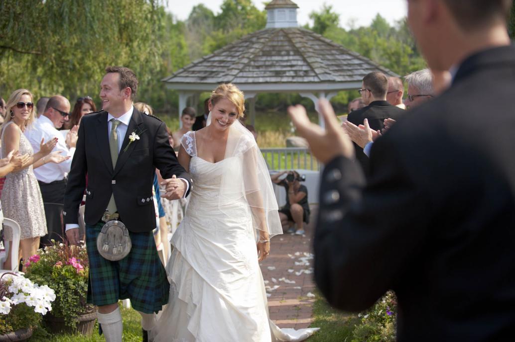 Exit of the newlyweds