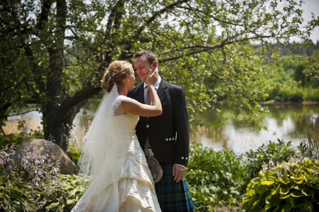 Bride and groom see each other for the first time