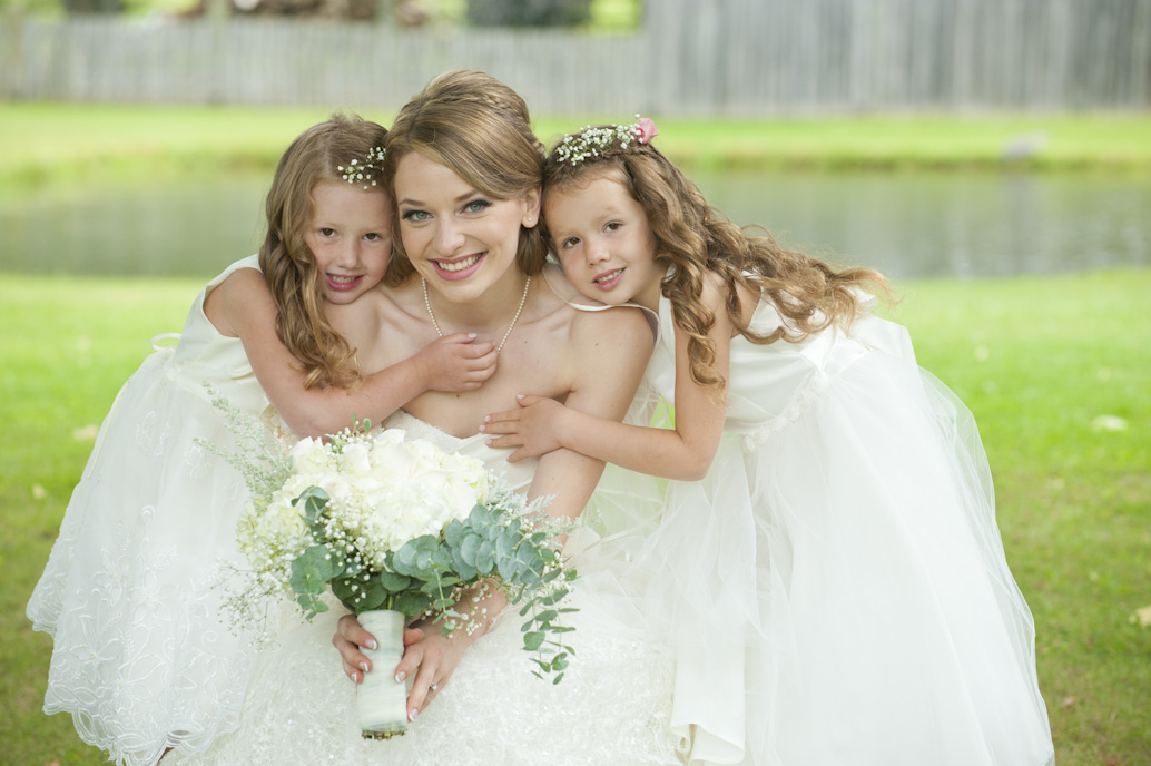 Bridal party portrait: Abelle