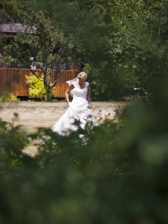 The first look. Bride is coming